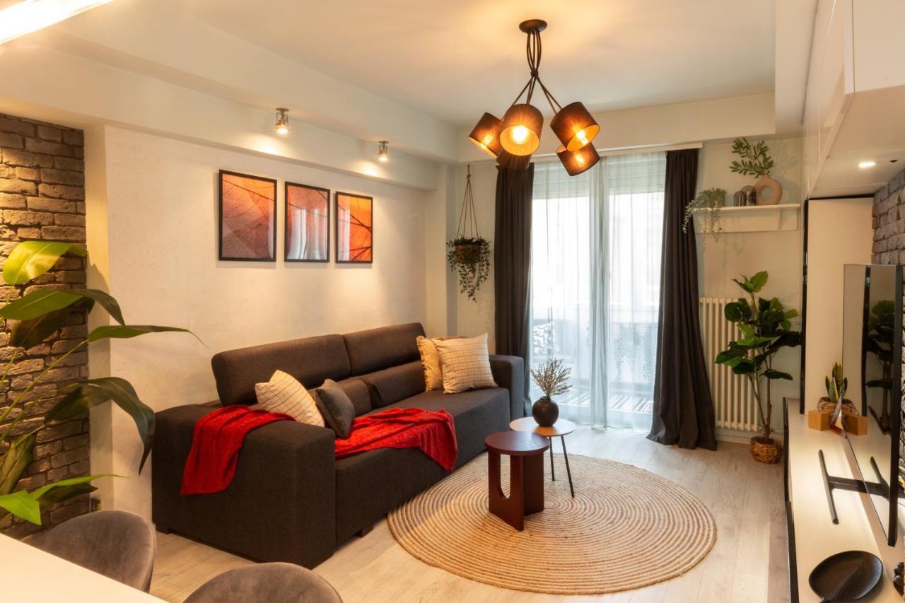 בוקרשט Modern 1Br Apt In The Old Town: The Perfect Choice מראה חיצוני תמונה