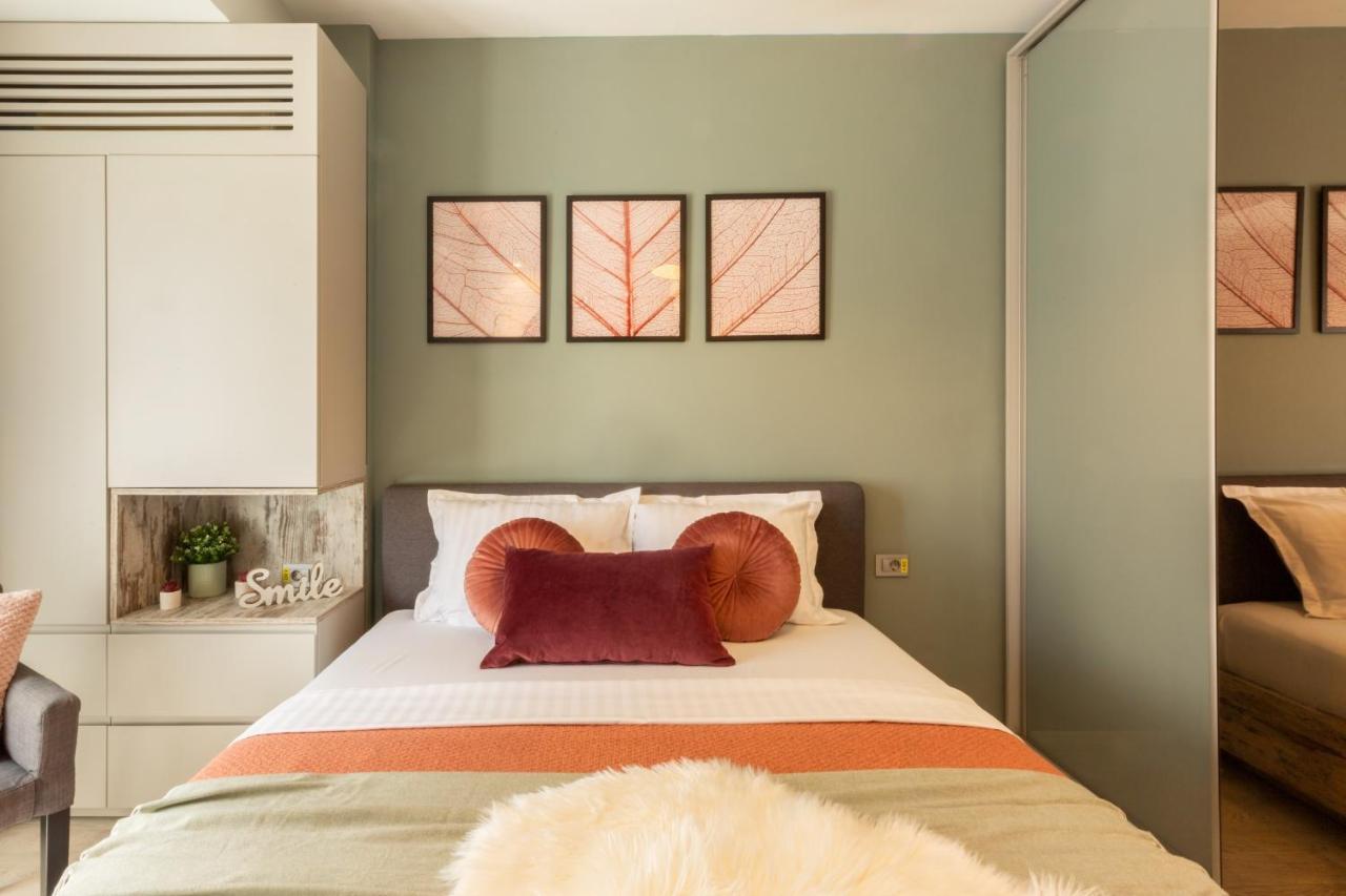 בוקרשט Modern 1Br Apt In The Old Town: The Perfect Choice מראה חיצוני תמונה