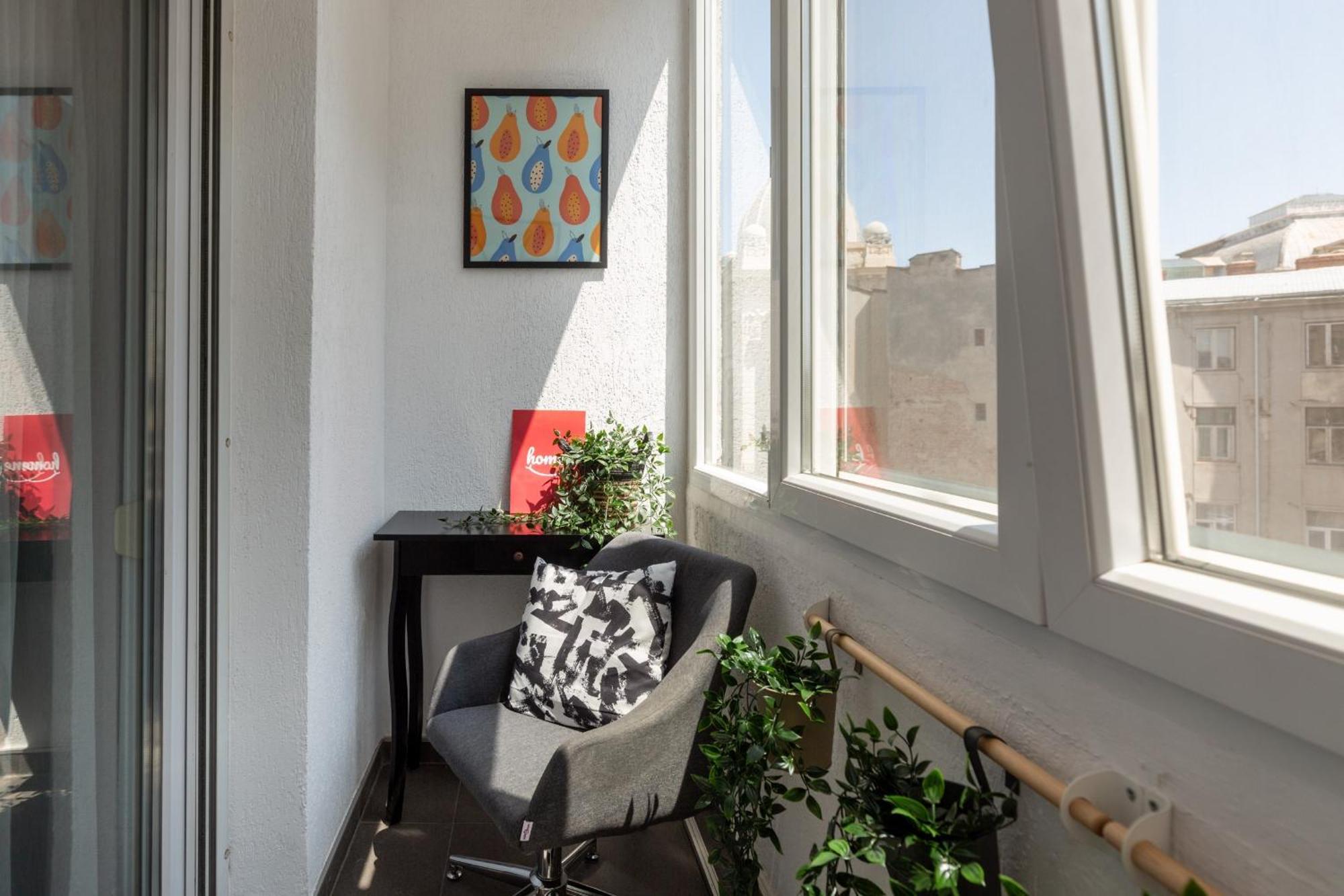 בוקרשט Modern 1Br Apt In The Old Town: The Perfect Choice מראה חיצוני תמונה