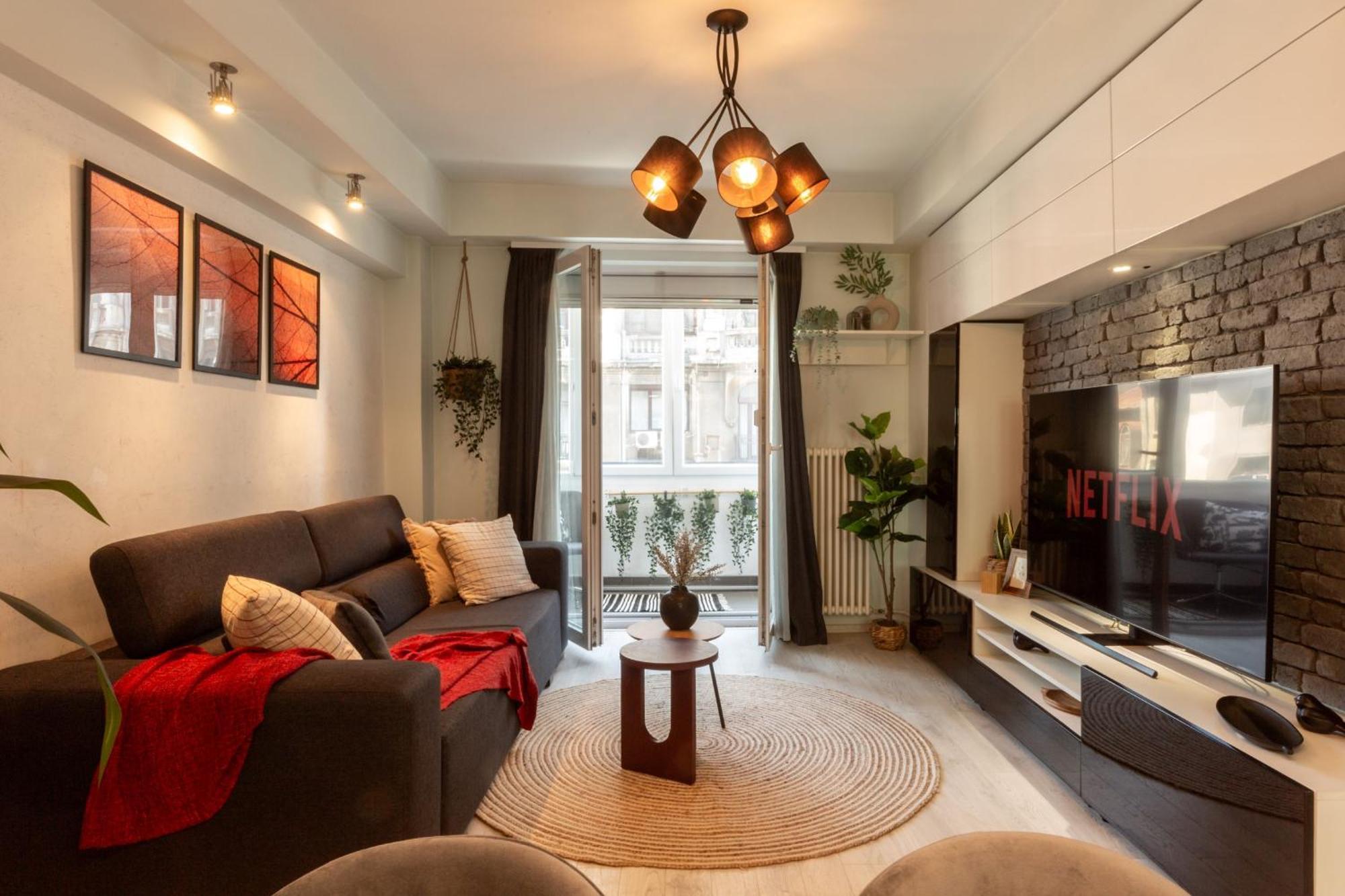 בוקרשט Modern 1Br Apt In The Old Town: The Perfect Choice מראה חיצוני תמונה