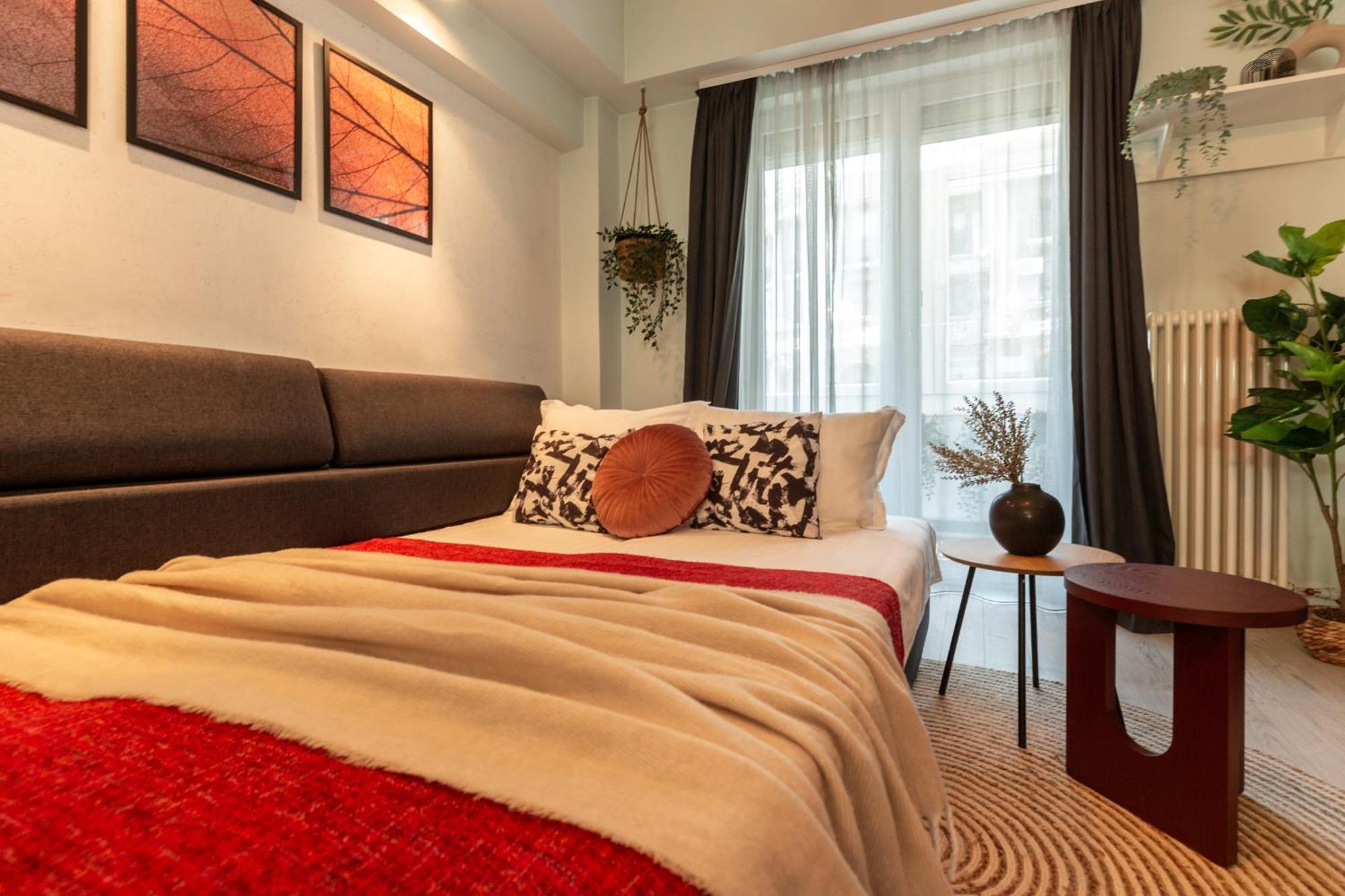 בוקרשט Modern 1Br Apt In The Old Town: The Perfect Choice מראה חיצוני תמונה