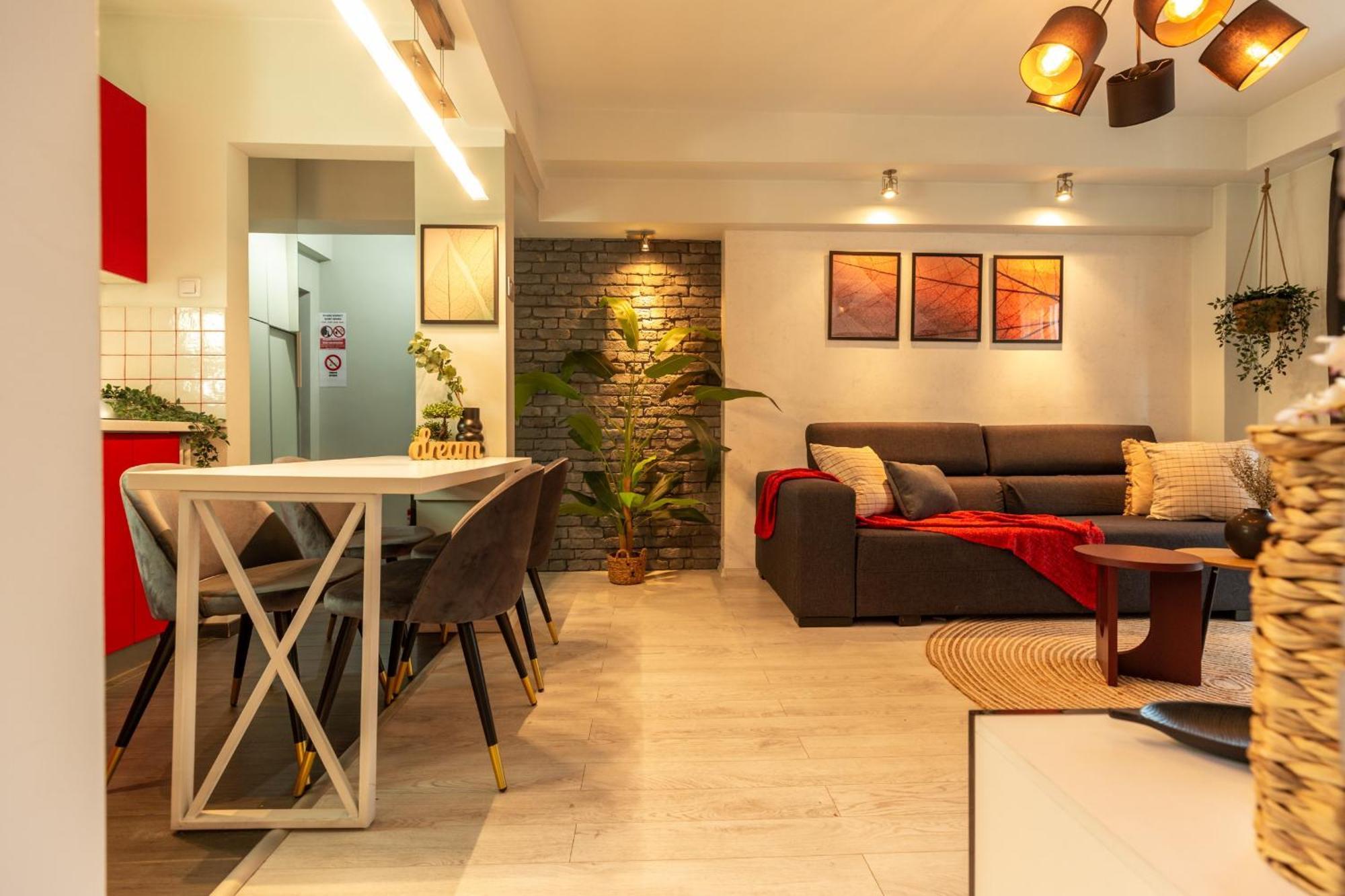 בוקרשט Modern 1Br Apt In The Old Town: The Perfect Choice מראה חיצוני תמונה